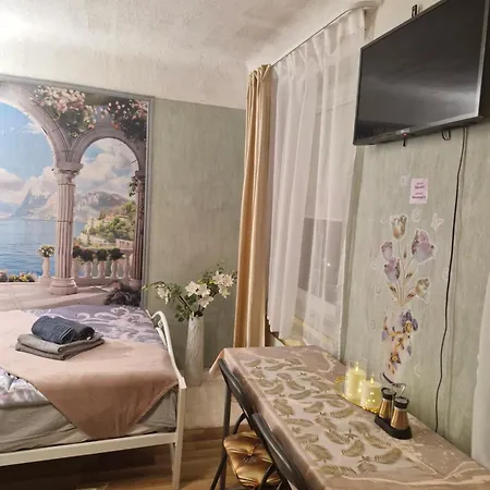 Ivory & Rose تارتو